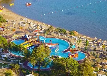 Carpe Diem Claros Hotel